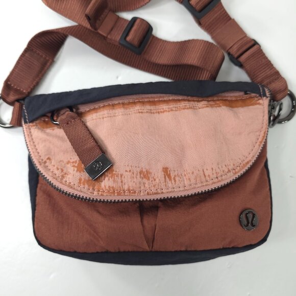 LULULEMON ALL NIGHT FESTIVAL MICRO CROSSBODY BAG BLACK PINK PASTEL COPPER *AS-IS - Picture 3 of 16